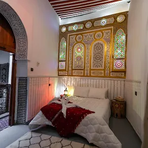 riad-dar-diwan-fes-30000.hotelfesmorocco.com/